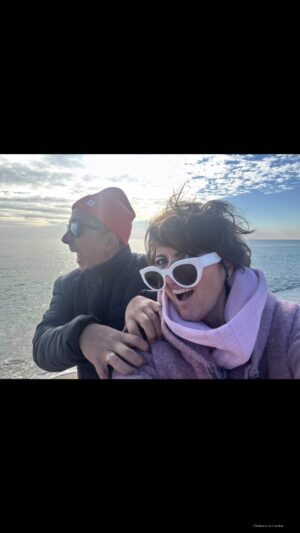 Silvia Abril Instagram - Así nos despedimos de este 2024 q nos ha dado muchas más risas de las q esperábamos. A tus pies!!! 
2025, cuando quieras!!!!

I així ens acomiadem del 2024 q ens ha donat moltes més “risas” de les q ens esperàvem. Als teus peus!!!! 
2025 , quan tu vulguis!!!!!

T’estimo @andreubuenafuente ❤️❤️❤️