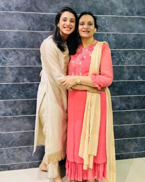 Smriti Mandhana Instagram - Happy Birthday Maa❤️ 
Love you⭐️🫶