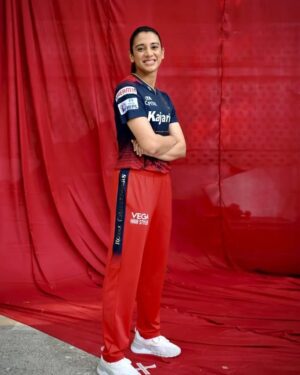 Smriti Mandhana Instagram - To new beginnings ✨🧿 
Ready to play Bold ❤️💛