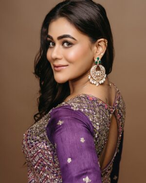 Sneha Gupta Instagram - Grace in every twirl, elegance in every thread. ✨ 
Dm to buy ✨

"Introducing the stunning @snehagupta28, the face of our brand! We're thrilled to have her on board. Thank you, Sneha, for being an incredible partner! ❤️💫

Earrings- @kickyandperky × @besotted_communications 
📷- @ruphotographer2

#TimelessElegance #moriclothing #instagram #fyp #explore