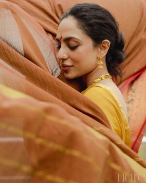 Sobhita Dhulipala Instagram - Raata sthaapana and Mangalasnaanam ☀️