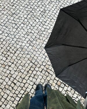 Sofia Barbosa Instagram - weekend 🪩🌃☁️☕️