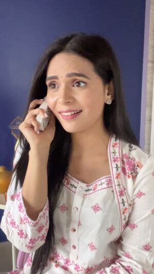 Sonal Vengurlekar Instagram - Birthday gift chahiye 😅 ?
#comedy #memes #funny #reelitfeelit #trendingreels #reelsinstagram #explore #comedyreels #funnyvideos #fun