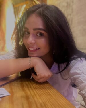 Sonal Vengurlekar Instagram - Happy happy new year 🦢