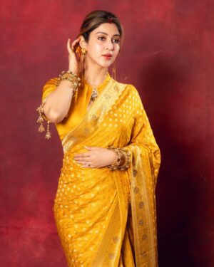 Sonarika Bhadoria Instagram - 🪔💥✨🌻

📸 @mediamansionx