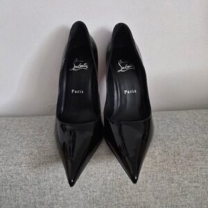 Song Hae-na Instagram - 좋은날 또 꺼내신어야지🐈‍⬛👠