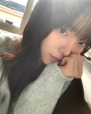 Song Ye-bin Instagram - 한여름의크리스마스