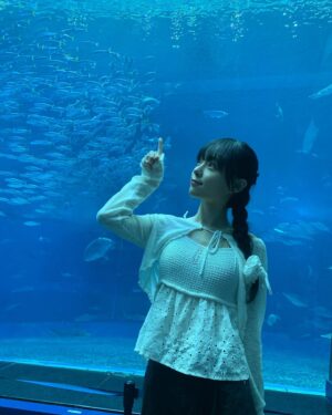 Song Ye-bin Instagram - 한여름의크리스마스