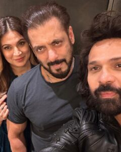 Sonia Kapur Most Liked Photos and Posts