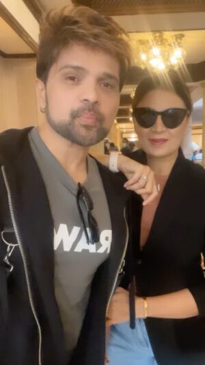 Sonia Kapur Instagram - Love this song of yours my rockstar ❤️ one more of your many gems ❤️❤️@realhimesh reels Soniye