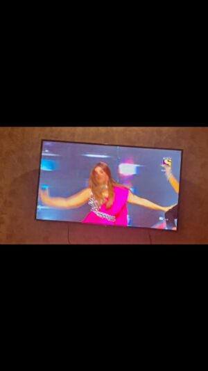 Sonia Kapur Instagram - Prem Ratan dhan paayo composed by my rockstar @realhimesh is such an iconic song,  almost 1 Billion views already , was fun performing at the Indian idol finale , it’s on repeat mode whenever I switch on my TV sets 🤗❤️which should be my next song to perform from my rockstars list of more than 700 hit songs pls suggest ❤️❤️❤️ #reels ##reelsinstagram #lovestory #loveyou #loveyourself