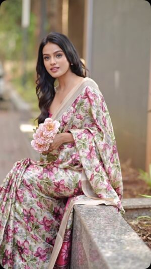 Sonyaa Ayodhya Instagram - I think I’ll enter my saree era very soon .. 🥹🌼 

Reel by @_sp_photography11 
Mua @kuest_beauty 
Lashes @flibbertigibbetbeautty 
Hair @sunita.hairandmakeup