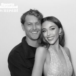 Sophia Culpo Instagram - Celebrating icons and women empowering women. What a night @si_swimsuit 🤍✨