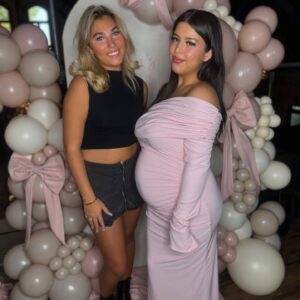 Sophia Grace Brownlee Instagram - the last baby shower post , I promise 🥹🎀