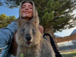Sophia Thomalla Instagram - Never say again that Roger Federer had better Quokka photos than me 😂