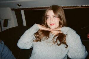 Actress Sophie Fergi HD Photos and Wallpapers December 2024