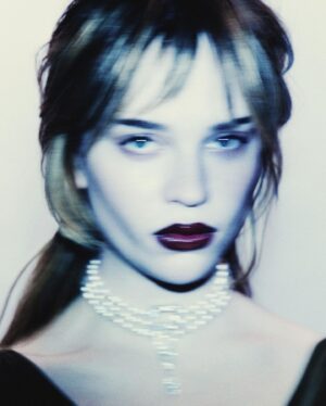 Sophie Thatcher Instagram - SOPHIE THATCHER IS NOT SCARED OF YOU.
Between ‘Heretic,’ ‘Companion,’ and ‘Yellowjackets,’ actor-musician @soapy.t has mastered horror. Now she’s fearlessly carving out a path of her own. Thank God there’s a new self-aware, risk-taking, interesting actress to love. Get to know her at the link in bio.

Photography by @diegobendezu
Styling by @emmaoleck
Photo Assistants @noz_399 and @its.chesko
Stylist Assistant @sophiebohmeier
Hair @peterbutlerhair
Makeup @misha212
Written by @catyzhang 
The Cut, Editor-in-Chief @lrpeoples
The Cut, Photo Director @nono_elle_
The Cut, Deputy Culture Editor @brkmrn
The Cut, Photo Editor @_maridelis
The Cut, Editorial Assistant @brookelamantia