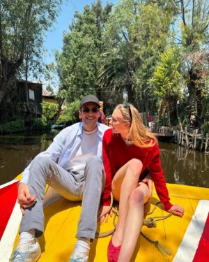 Sophie Turner Instagram - Happy Birthday my angel pie 🥧 🎉 30, flirty and thriving 🎈