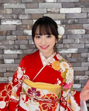 Sora Tamaki Instagram - .

お知らせです☁️

スタジオアリス公式YouTubeチャンネルなどで公開されている「撮っておきムービー」の成人式編に出演しています！

幸せな1日をちょっぴり先に味わえたような、そんな撮影でした。　
成人式、楽しみだなあ😊

ぜひチェックしてください！
https://youtube.com/shorts/RsCkmoOSXdc?si=N5oSwgQawpGZkxY4

#スタジオアリス　@studio.alice 
#撮っておきムービー 
#成人式
#田牧そら