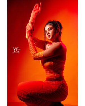 Soumi Ghosh Instagram - I’ve a sexy imagination 🩷

📸  @framemaker_yogabrata 
💄 @makeupartistrybypampa