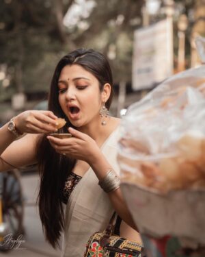 Soumi Ghosh Instagram - বইপাড়া 🌸