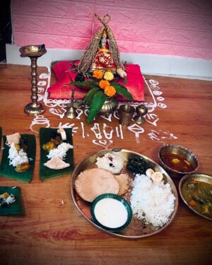 Sradha Panigrahi Instagram - ମାଁ ଲକ୍ଷ୍ମୀ ଙ୍କ ଗୁରୁବାର ପୂଜା 🙏 🪷🌾
.
#puja #festival #gurubar #gurubara #laxmi #laxmipuja #gurubaralaxmipuja #jhoti #gurubarajhoti #gurubarachita #margasira  #margasiramasagurubara #sradha #sradhapanigrahi #odia #odiaculture #manabasa #manabasagurubar #odisha