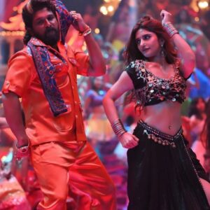 Sreeleela Instagram - KISSIKS for you 📸💋

❤️‍🔥❤️‍🔥The full video is out now on YouTube !!!!!!!!❤️‍🔥❤️‍🔥

Loads of love to the entire Pushpa team 
@aryasukku sir  for being soooooo sweeeeeett and wanting me to do thissss!!!
@alluarjunonline sir you gave me this one ! That tonic of confidence ! Our Chat GPT 🙌🏻🙌🏻
@rashmika_mandanna My glucose between shots 🥺🥺
Nothing like a girl being there for another 💗
@thisisdsp garu thank youuu for these high notes !
@chandraboselyricist garu this is probably the first special song with a social message :p 
@kubabrozek  for capturing or should I saw for kissiking our moments 
And the entireeeeeeee teammm
And ofc my lovely audience for showering me with all your love 
This special one is especially for you 🤍
( Mee andhariki No debbalu Only Muddhulu )
PUSHPA Won’t stop firing ❤️‍🔥
@mythriofficial 🤍