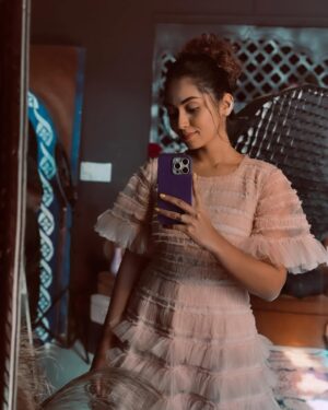 Sreethu Krishnan Instagram - In my ME era🤳 🌝✨…

#mirrorpic #sreethukrishnan
