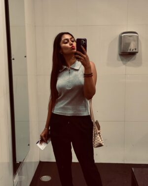 Sreethu Krishnan Instagram - In my ME era🤳 🌝✨…

#mirrorpic #sreethukrishnan