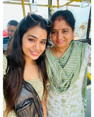 Srinisha Jayaseelan Instagram - Happy Birthday Mummy❤️💜🧿
I couldn't imagine my life without you, Mummy. Your love and support have made every moment so beautiful and meaningful. Thank you for all the sacrifices you've made and for always being there to lift me up. I love you so very much😍💜❤️🧿