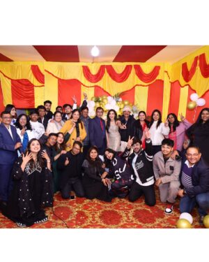 Stefy Patel Instagram - Grateful ✨Blessed✨Birthday 2025♥️
.
My idea of birthday has always been with my family at home in Hazaribagh, thankyouuuu universe for blessing me with such a loving family🥰Thankyouuu everyone for all your wishes and love, really means a lot ♥️
.
5th photo is a very Special one ♥️
The best part about this year birthday was my dada and dadi ji joined us till 1am though they generally sleep by 9.30pm🥂
And we danced our hearts out till 3.30am💃🕺
Aur baatein toh hamari subah 6bje tak chal Rahi thi🤓😋
.
Didn’t had my birthday cap this year but had my Nemo cake 🐠🥰
.
Happppyyyy birthdayyyyyy Stefyyyyyyy♥️
.
Shot by @ayyazphotography