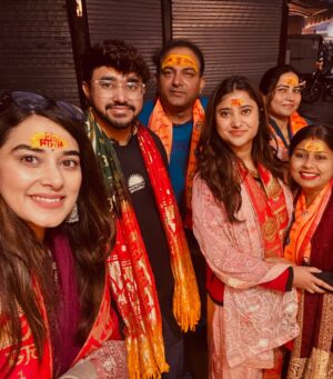 Stefy Patel Instagram - Toh apne birthday week pe hum Ram Lalla ji and hanuman ji se milne Ayodhya gye the 🙏♥️
.
.
Blessed and grateful for such a beautiful start of 2025🥰