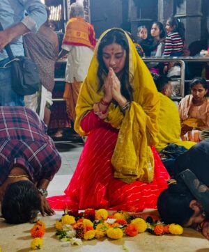 Stefy Patel Instagram - Har Har Mahadev 🙏♥️
.
.
Grateful and blessed, Thankyouuu 2024 for everything, happy and all excited to welcome 2025♥️