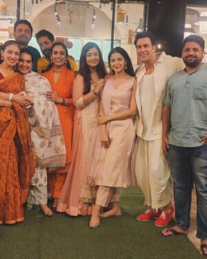 Subha Rajput Instagram - What a day ! Thank you @malkhansiingh bhai and @priyankapathak007 di!!! Loads of love . This Diwali will always be a memorable one!🤗♥️🥰🎇🥳🪔
.
.
.
#diwali #festival #subharajput #gratitude #love #blessed