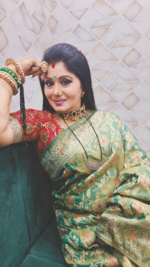 Sudha Chandran Instagram - I was missing u,ur love nd ur lovely comments......
.
.
.
.
.
...@sudhaachandran
.#viralreels #viralvideos #viral
#pinkvilla #dangaltv#bekaaboo#tellychakkar
#sudhaachandran #colorstv #colourtv #naagin6 #zee5 #zeetelugu #reelsgram #reelsvideo #balajitelefilms #dance #tending #instagram #bollywood #reels #india #comedy#enterr10#trendingreelsvideo#trendingreels #dancereels#dangaltv@makeupbyfarhan @makeupbyshahrooq@vijaylokhande0610@oldsongs
@kalpanathore @sumitsenapati5558