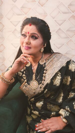 Sudha Chandran Instagram - Amazing lyrics given to us by te greatest Showman of our industry Shri Raj kapoor saab..... remembering te LEGEND....on his 100th birthday....a tribute to sir from a small kalakaar that's me.....
.
.
.
.

.
.
..
...@sudhaachandran
.#viralreels #viralvideos #viral
#pinkvilla #dangaltv#bekaaboo#tellychakkar
#sudhaachandran #colorstv #colourtv #naagin6 #zee5 #zeetelugu #reelsgram #reelsvideo #balajitelefilms #dance #tending #instagram #bollywood #reels #india #comedy#enterr10#trendingreelsvideo#trendingreels #dancereels#dangaltv@makeupbyfarhan @makeupbyshahrooq@vijaylokhande0610@oldsongs
@kalpanathore @sumitsenapati5558