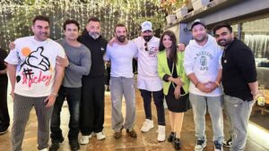 Sugandha Mishra Instagram - Happy Birthday post 😀 🎉✨ A night to remember 🥳 @beingsalmankhan @sohailkhanofficial @arbaazkhanofficial  @iambobbydeol @sugandhamishra23 @fukravarun