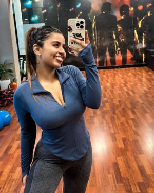 SuhanaKhan Instagram - just random clicks🏋️‍♂️
#suhufam