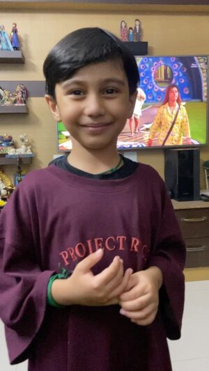 Suja Varunee Instagram - This was the daily routine for me seeing Adhvaaith missing his father every second & everyday!
I realized that how attached he had become with his father and I also realized that he can’t live one day without him!🥹

The emotion and genuine love & innocence that this child showed for his ShivaAPPA , left me tearing up because I’m seeing him like this for the very first time of my life.🧿
Wearing his father’s dress everyday and pretending to talk to him on the phone thinking the video will reach him.😔 @shivakumarr20 

May your love always grow more for your father because he loves you more than you can even imagine ❤️ 

Check my story to see more moments of adhvaaith cheering and missing his father ♥️

#father #fatherandson #fatherhood #fatherlove #biggboss #biggbosstamil #season8 #vijaytv #disney #purelove #innocent #cute #boy #soul #family #love