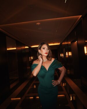 Sulafa Memar Instagram - @diafaofficial 2024 💚💚

Photography: @mk.visionn 
Jewelry: @mouawad 
Makeup: @yslbeauty @imanboutari 
Hair: @laloge_uae #nasr 

Special thanks: @ooonezaabeel 

#sulafamemar #سلافة_معمار