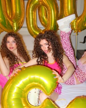 Sunday Kalogeras Instagram - HAPPY 3 MILLION SUBSCRIBERS!!!!! We love and appreciate you all so much it’s insane. Thank you for making our dreams come true🎈🎈🎈