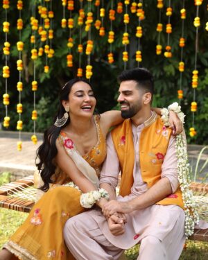 Surbhi Jyoti Instagram - Dear 2024,
You were special 🧿♥️
Thanks for all the love and memories 🎉