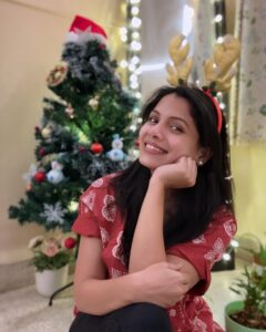 Actress Suruchi Adarkar HD Photos and Wallpapers February 2025