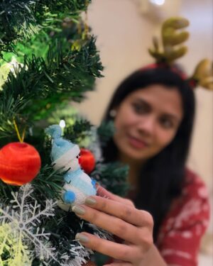 Suruchi Adarkar Instagram - Dear Santa,
 You have given me everything that I cud have wished for❤️Grateful for all the love I’m surrounded with✨🎄
#merrychristmas 
#happyvibes
#grateful