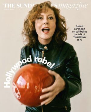 Susan Sarandon Instagram - Thanks for the fun times @sundaytimesmagazine 
#TheGutter 🎳