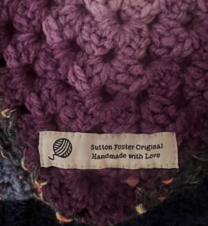 Sutton Foster Instagram - Lion Brand, of course.

@lionbrandyarn #crochet #crochetaddict #crocheting #crochetlover #crochetersofinstagram #crocheteveryday #crochetlove #hookedoncrochet #lionbrand #lionbrandyarn #blanket #crochetblanket