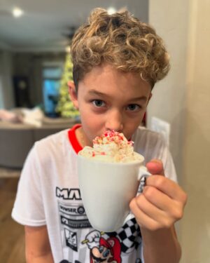 Tamera Mowry-Housley Instagram - What a joyous Holiday with my family. We have created wonderful memories that I will never forget. 🤗 The belly laughter, stories from the past and hugs that ignite the soul. I love you guys so so much and I’m so grateful. Fyi made my first sweet potato pie and it was a hit! Christmas dinner is always a treat to make and couldn’t have done it without my partner in the kitchen @adamhousley 

I’m stepping into 2025 with so much love and positivity, and I’m so ready for everything this year has to bring! 🎉 Thank you 2024, Hello 2025!

How did you spend your holiday season? Let me know in the comments—I’d love to hear! ❤️

#family #holidays #newyears #NYE #housleys #tamera #tameramowry #2025