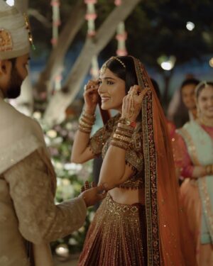 Tanvi Malhara Instagram - in her whirlwind of emotions 🥹✨

@whitesage.weddings 📷💓

#tanviandpratham