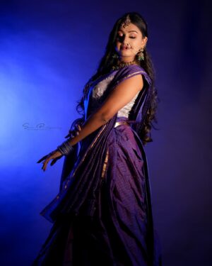 Tanvi Rao Instagram - She wounds her enemies with her eyes 🗡️

Hair, make-up and attire- @makeover_by_shalini_ravi 
Photography- @sadu_photography 

#queen #powerful #photoshoot #fashion #traditoon #tanvirao #actor