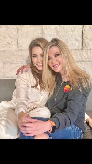Tara Reid Instagram - There’s nothing like being with my best friend @masielalusha ❤️ love you forever earth angel